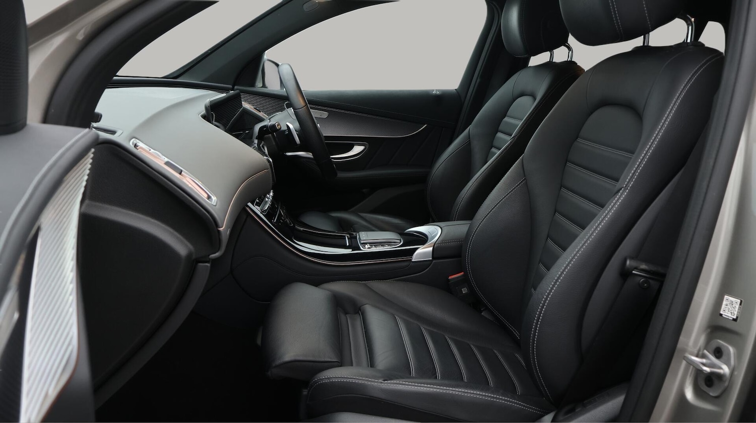 Used Mercedes-Benz EQC 2022 for sale - 76573601: Photo 15