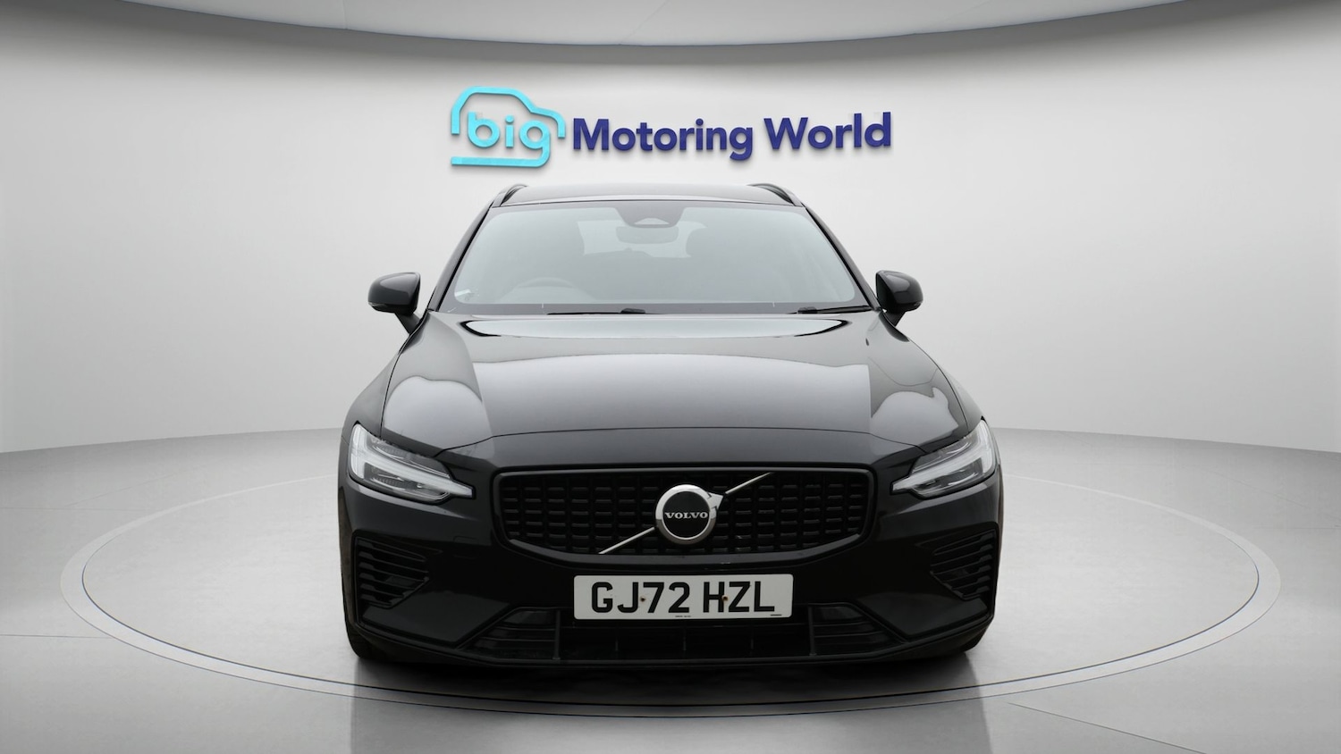 Used Volvo V60 2022 for sale - 77201117: Photo 2