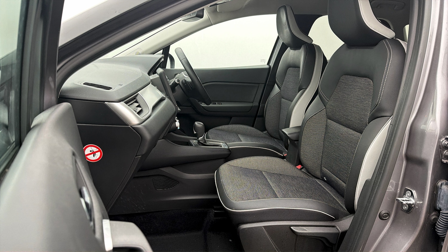 Used Renault Captur 2021 for sale - 78065397: Photo 13