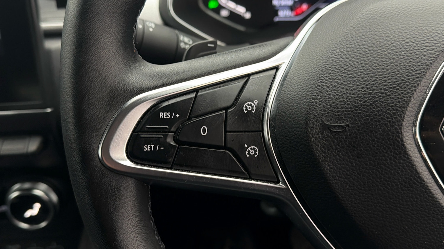 Used Renault Captur 2021 for sale - 78065397: Photo 21