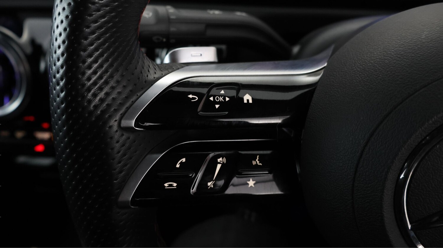 Used Mercedes-Benz A-Class for sale - 77260690: Photo 23