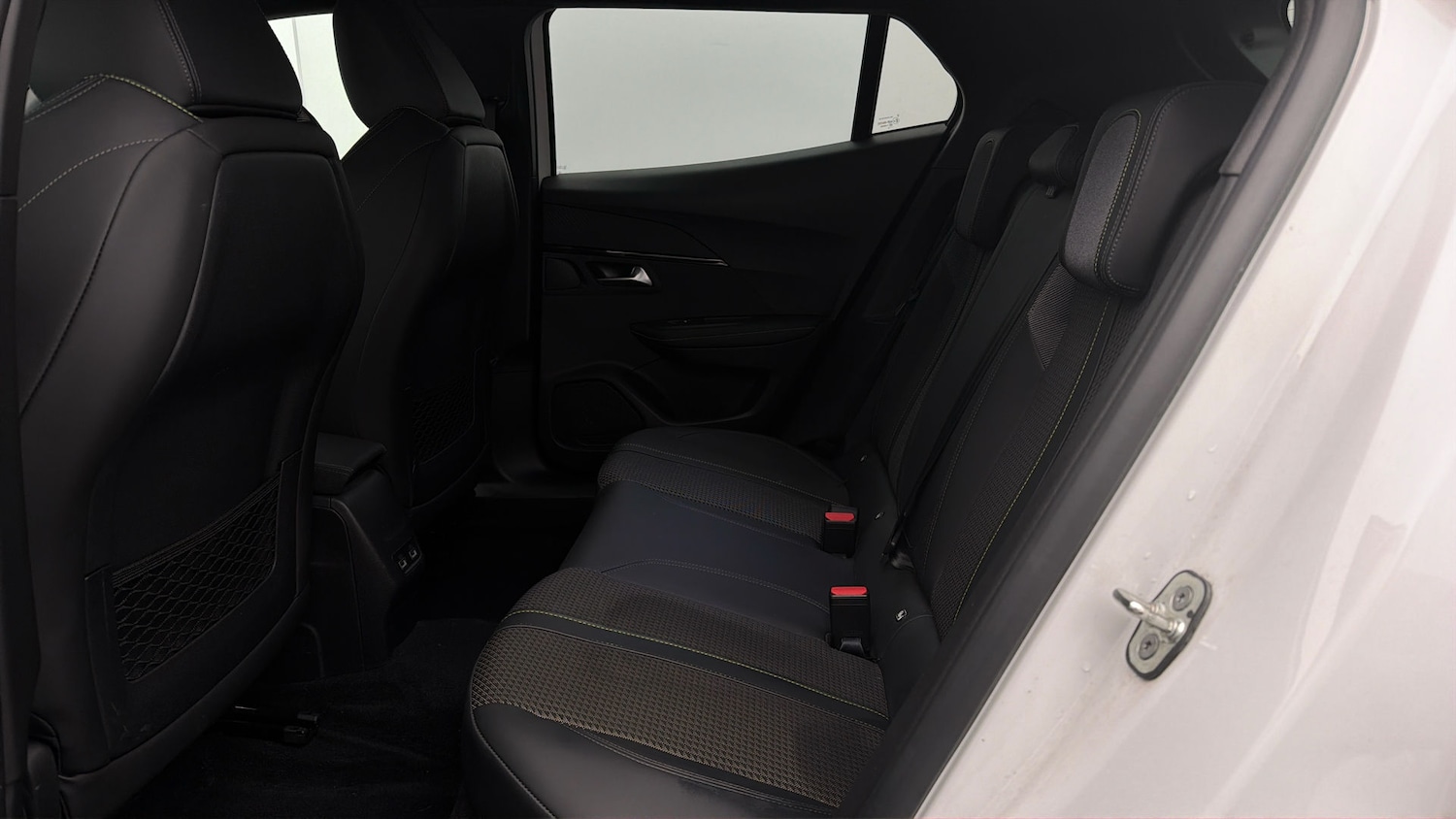 Used Peugeot 2008 2023 for sale - 78123851: Photo 15