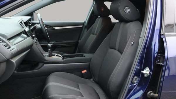 Used Honda Civic 2020 for sale - 76189976: Photo 15
