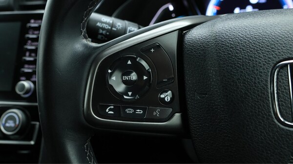 Used Honda Civic 2020 for sale - 76189976: Photo 23