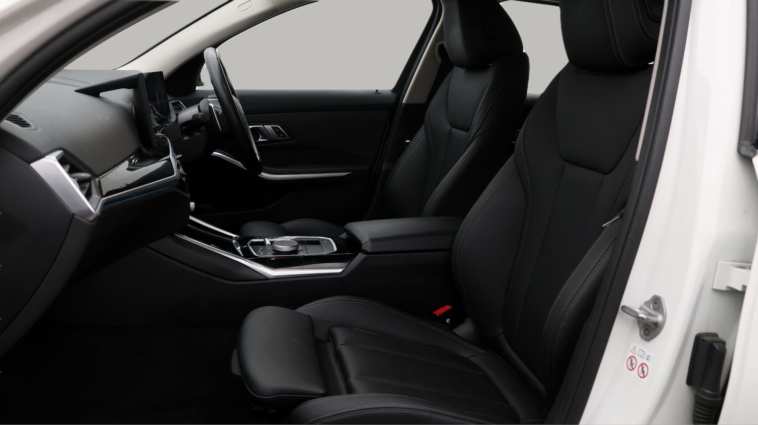 Used BMW 3 Series 2023 for sale - 77618672: Photo 14