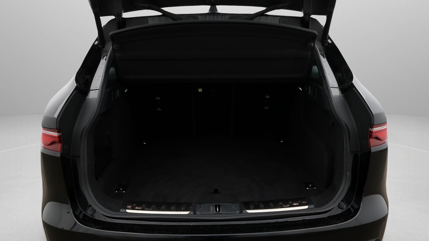 Used Jaguar F-Pace 2022 for sale - 77579485: Photo 17