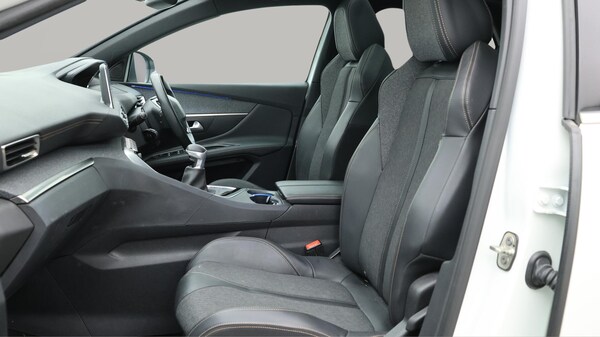 Used Peugeot 3008 2019 for sale - 75978789: Photo 15
