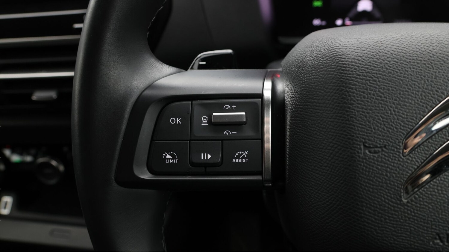 Used Citroen C4 2023 for sale - 77935904: Photo 23