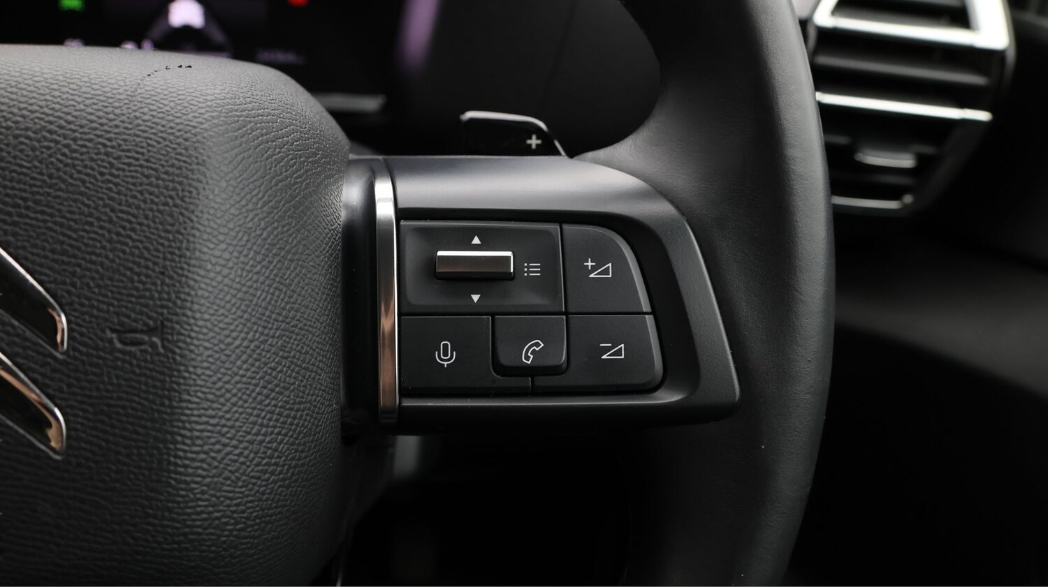 Used Citroen C4 2023 for sale - 77935904: Photo 24