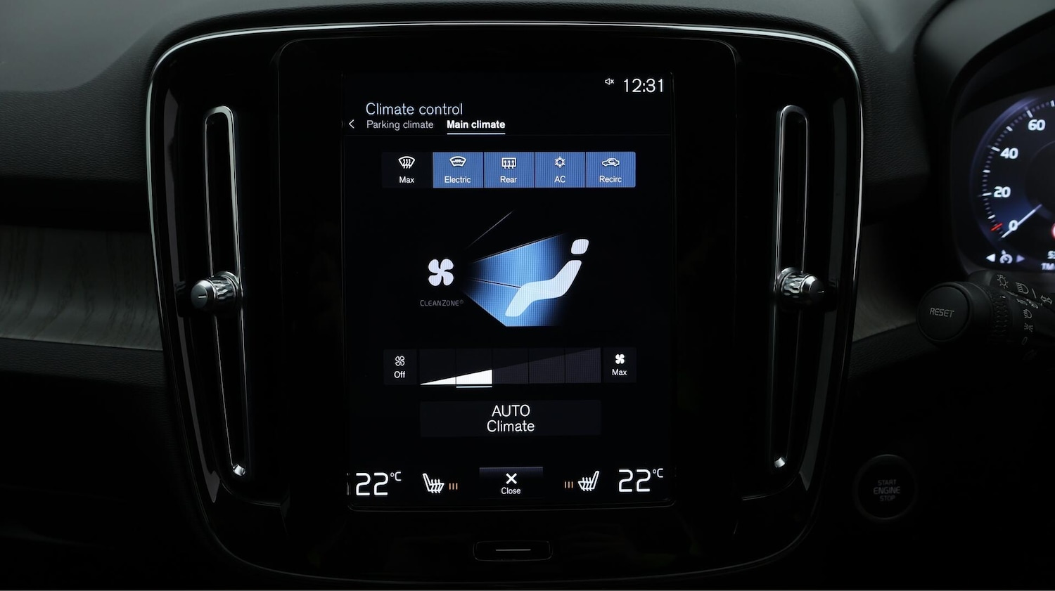 Used Volvo XC40 2021 for sale - 76409039: Photo 13