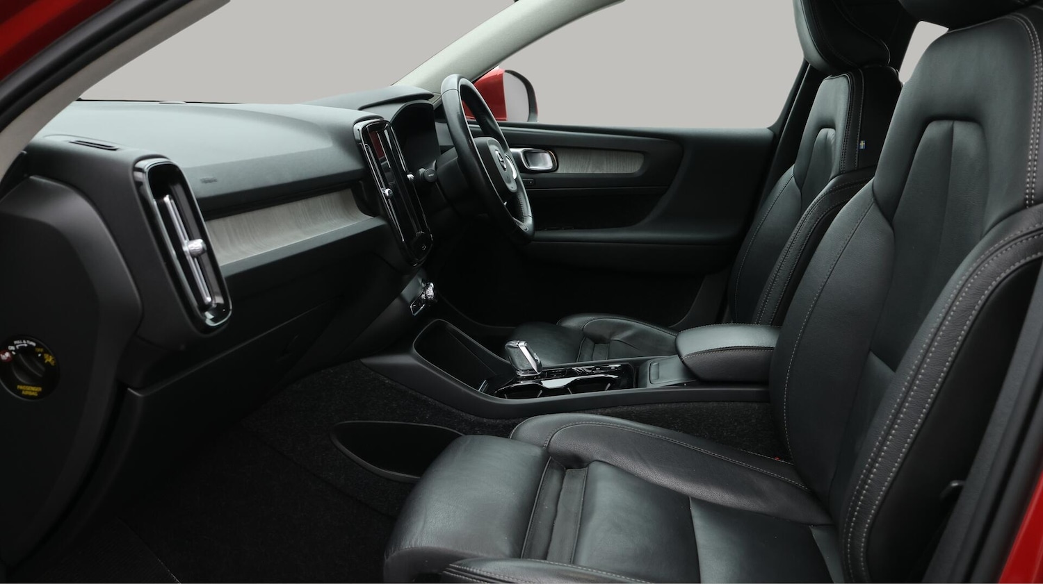 Used Volvo XC40 2021 for sale - 76409039: Photo 15