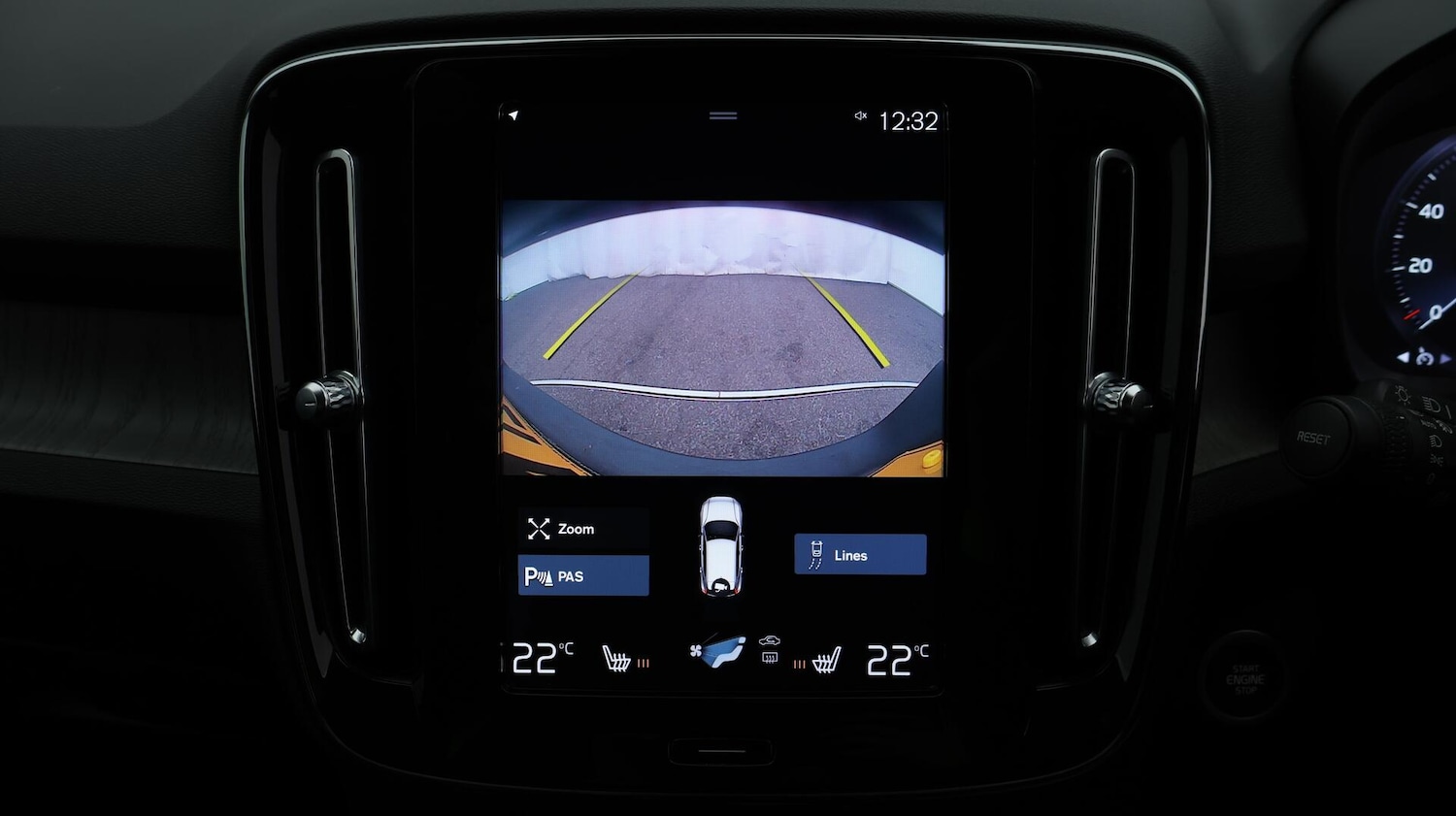 Used Volvo XC40 2021 for sale - 76409039: Photo 26