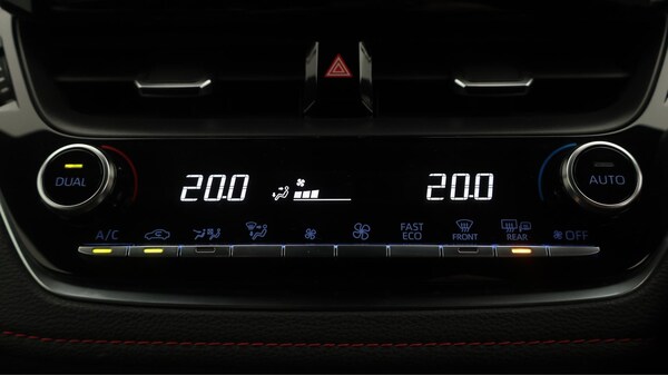 Used Toyota Corolla 2020 for sale - 76326980: Photo 13