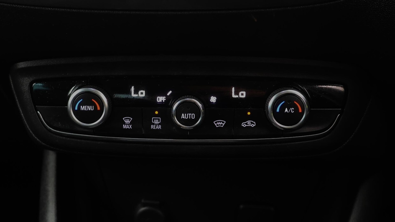 Used Vauxhall Crossland X 2019 for sale - 76432344: Photo 13