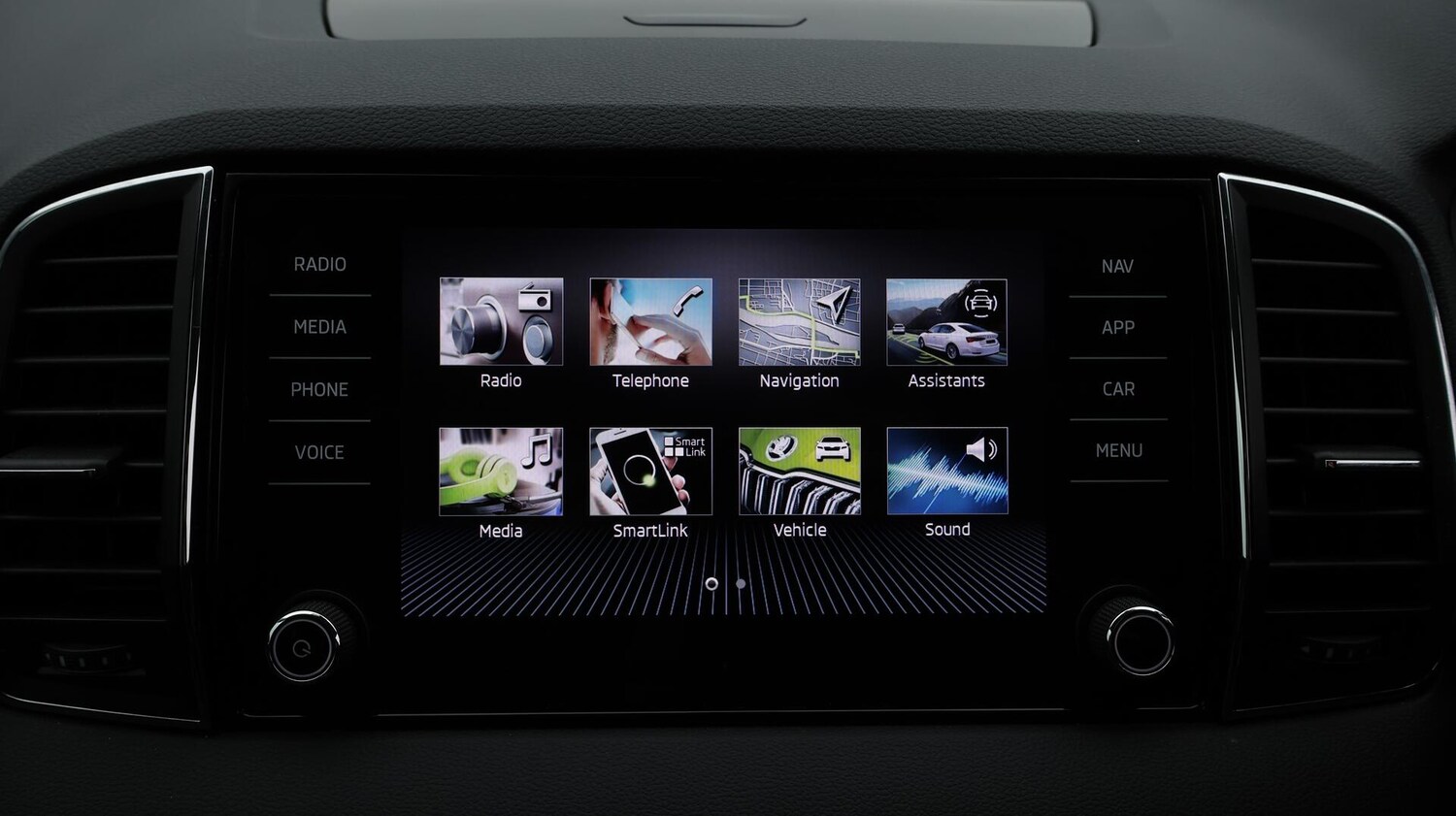 Used Skoda Karoq 2023 for sale - 76295185: Photo 12