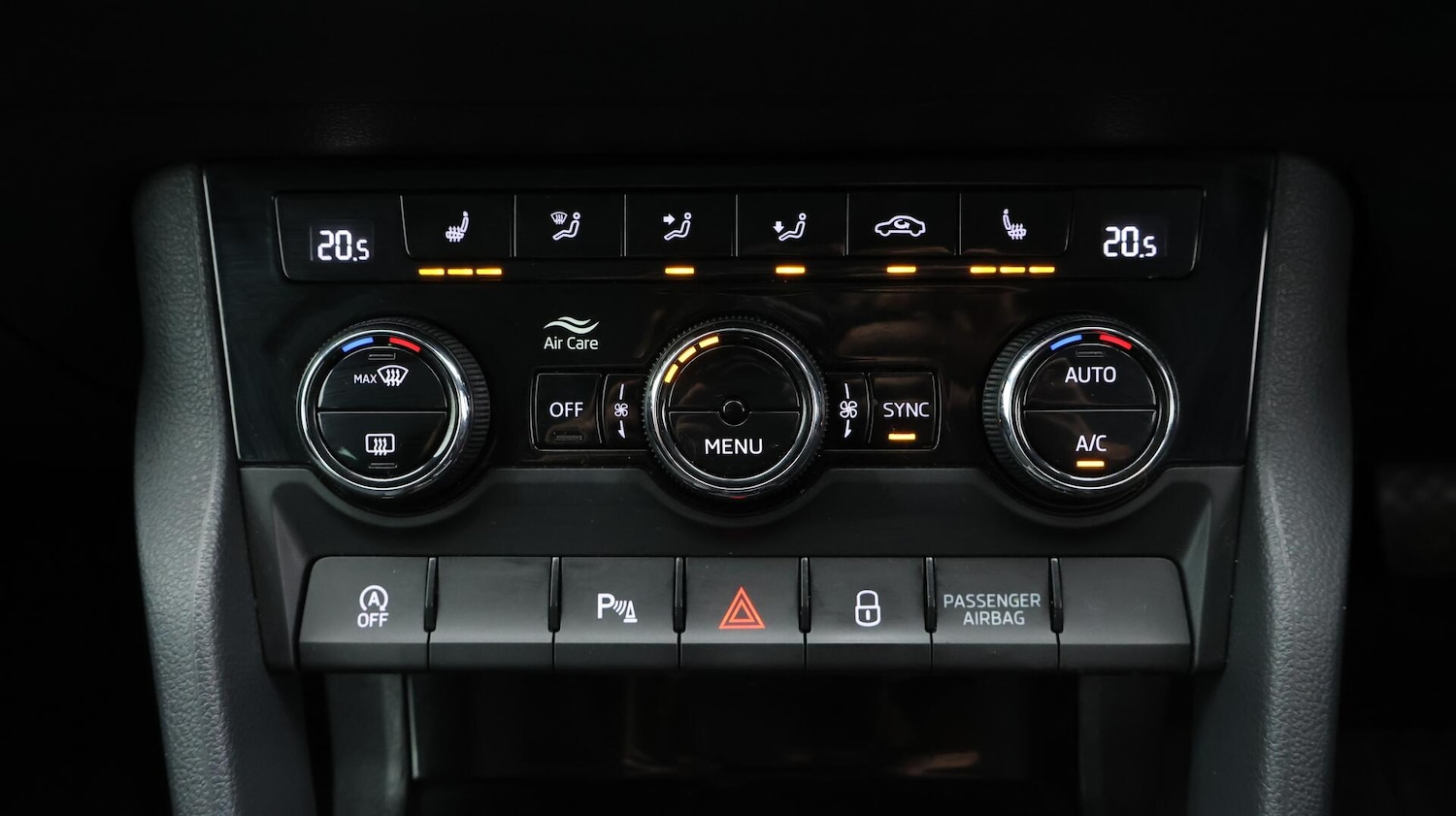 Used Skoda Karoq 2023 for sale - 76295185: Photo 13