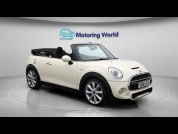 Used MINI Convertible 2018 for sale - 74680070: Photo