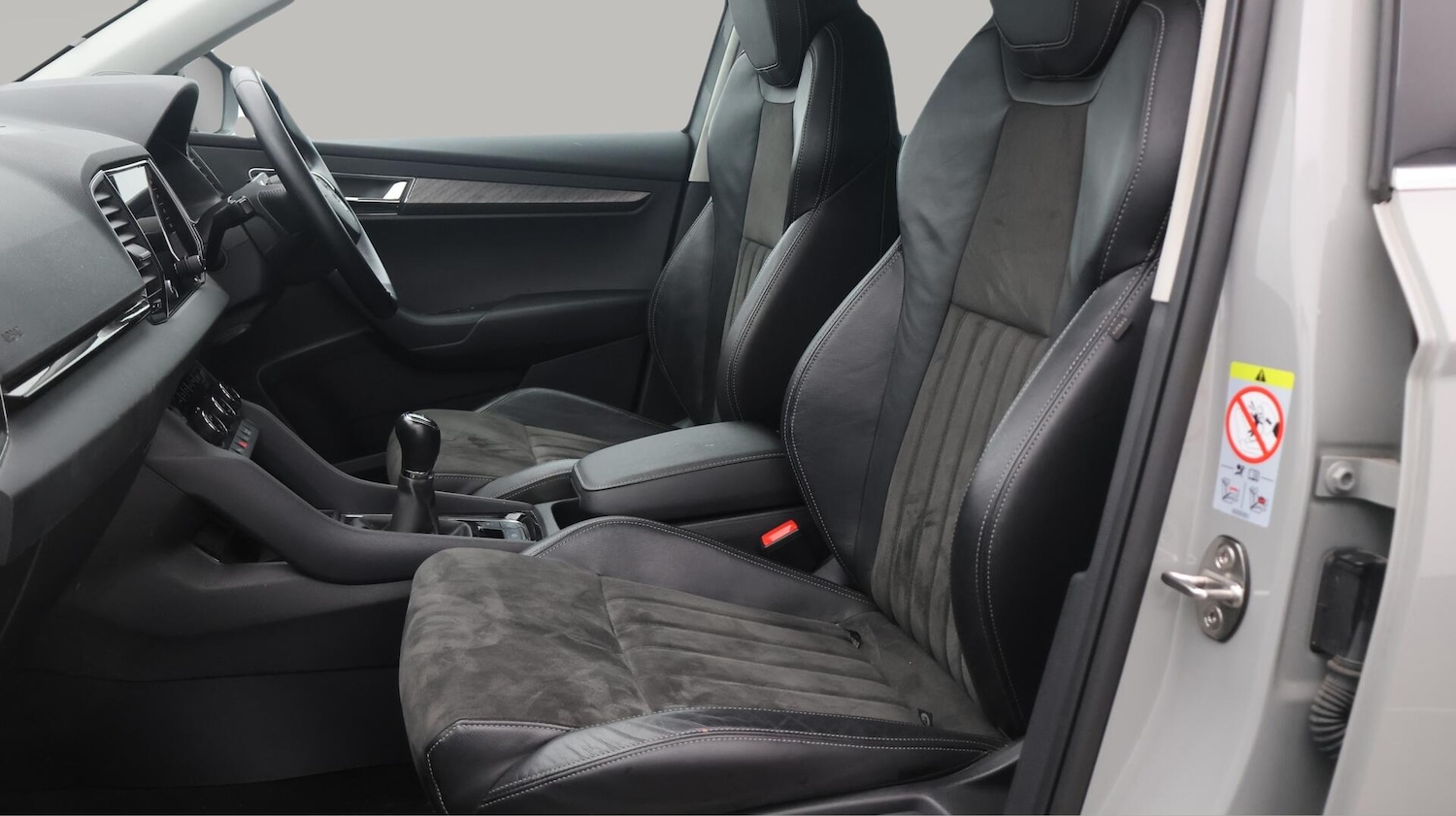 Used Skoda Karoq 2022 for sale - 76371554: Photo 15