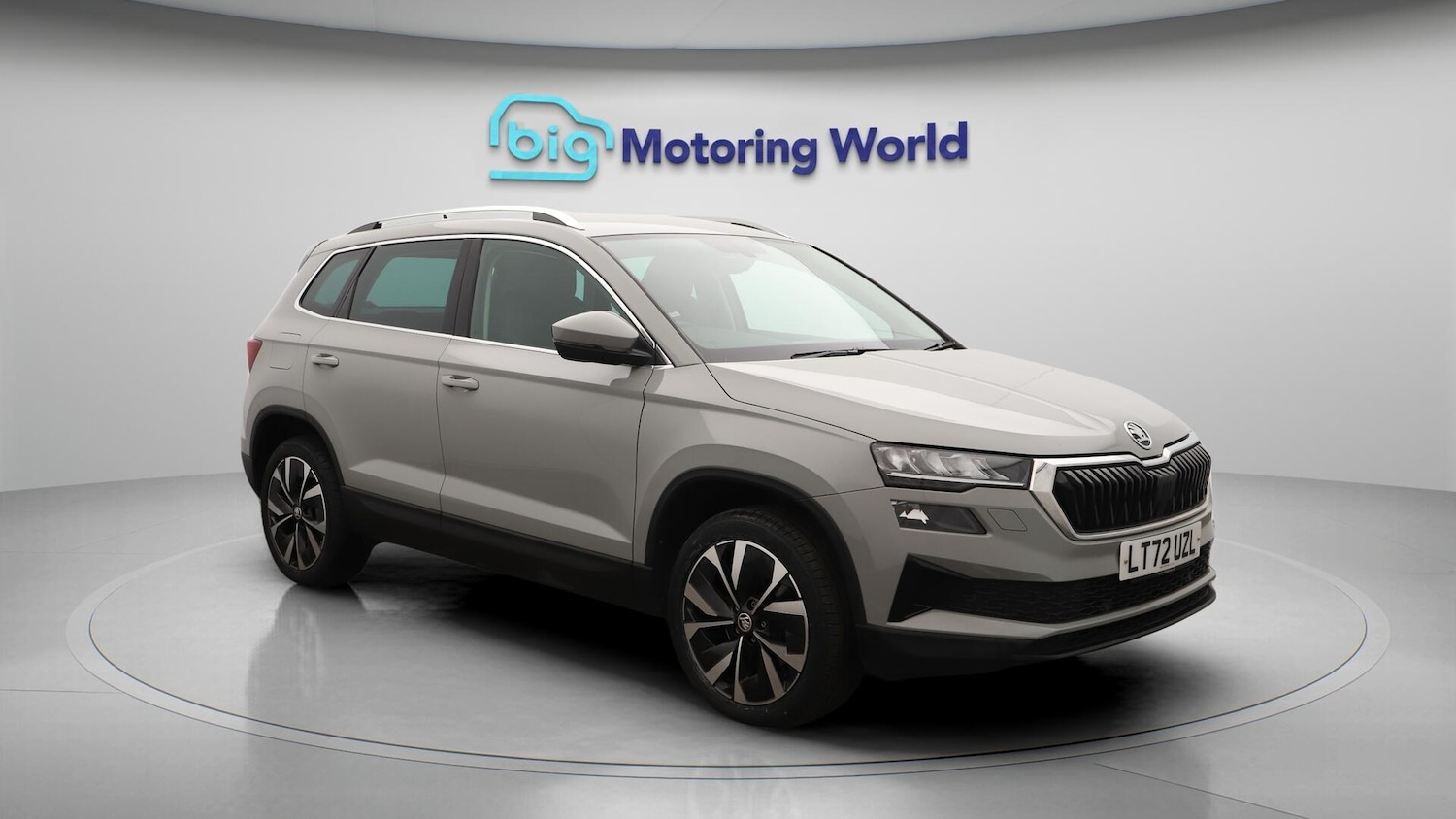 Used Skoda Karoq 2022 for sale - 76371554: Photo 2