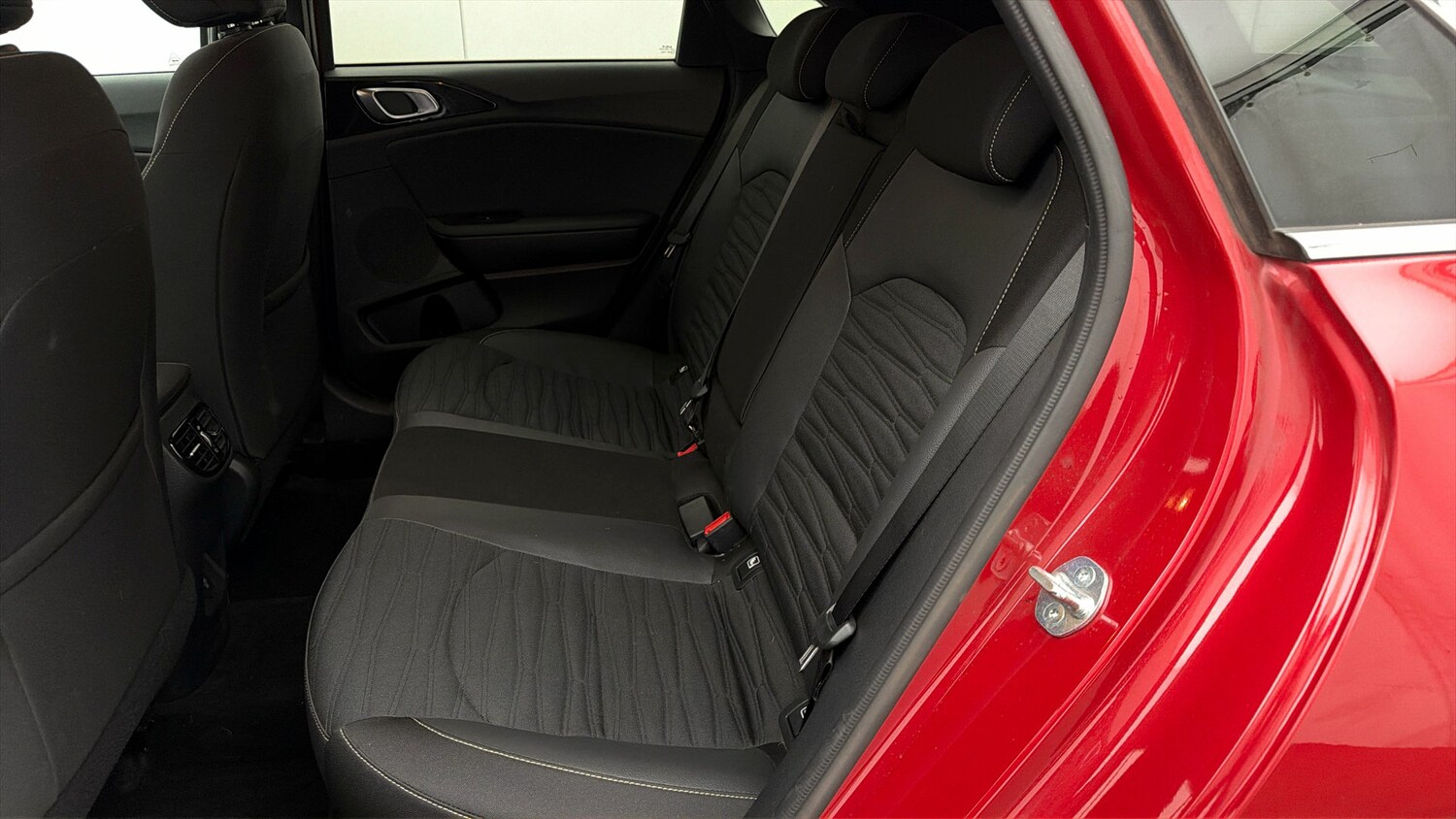 Used Kia Ceed for sale - 77931092: Photo 15