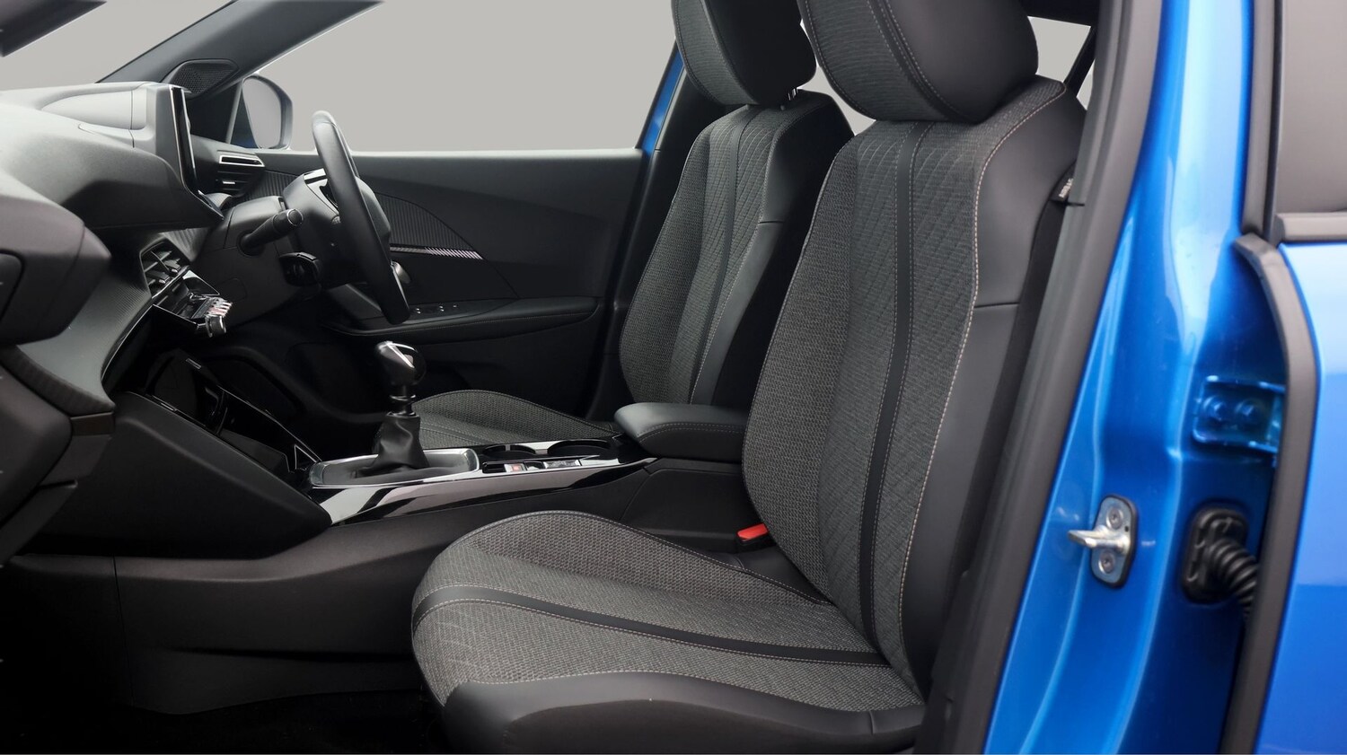 Used Peugeot 2008 2024 for sale - 77308620: Photo 14