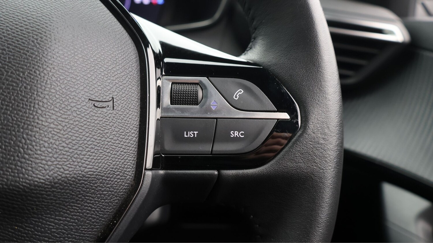 Used Peugeot 2008 2024 for sale - 77308620: Photo 21