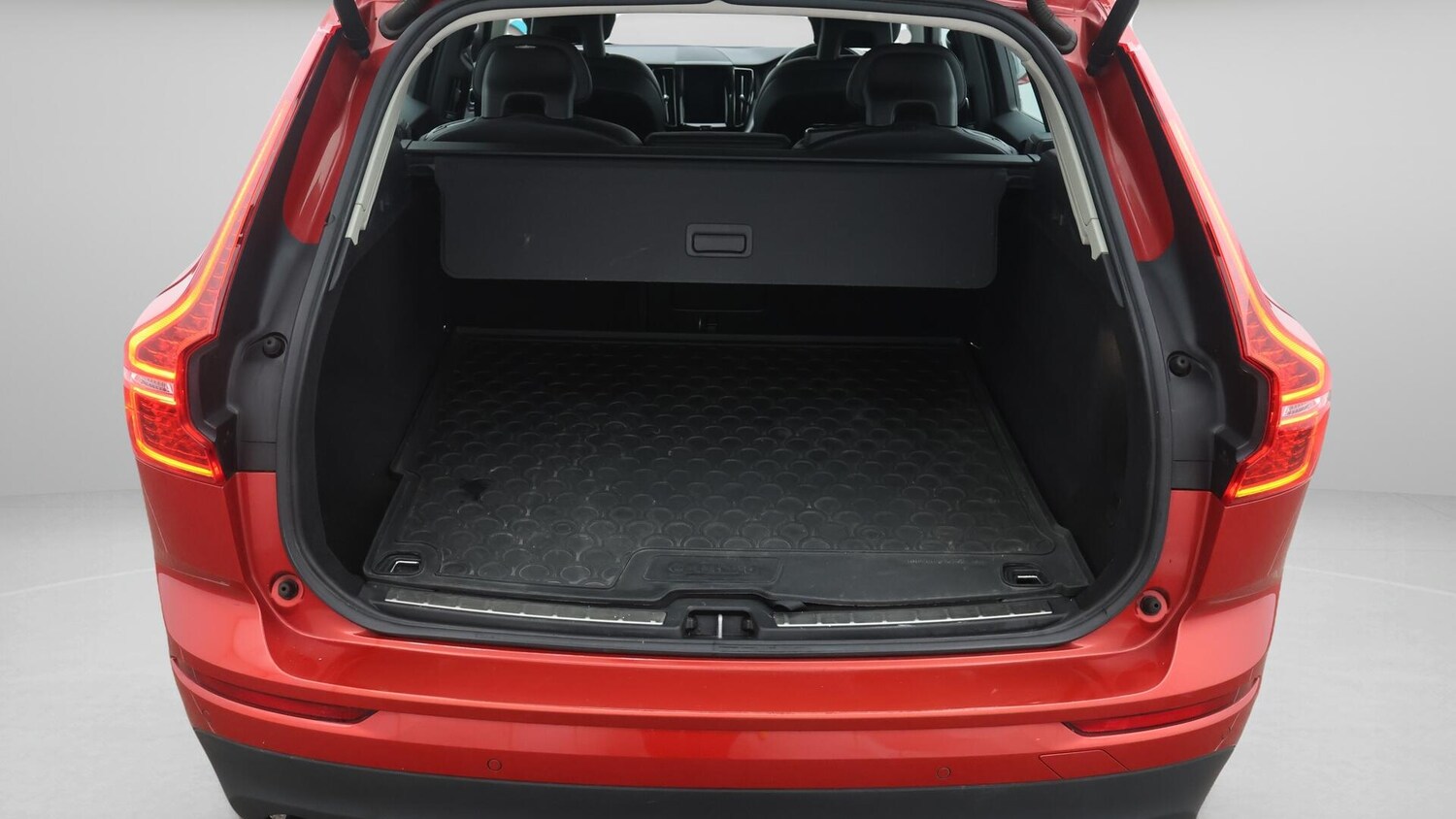 Used Volvo XC60 2017 for sale - 76539070: Photo 18