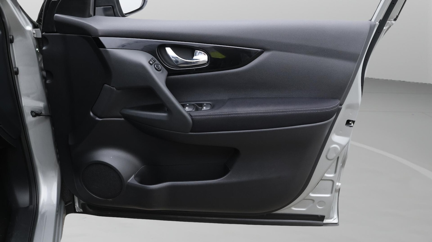 Used Nissan Qashqai for sale - 76727853: Photo 16