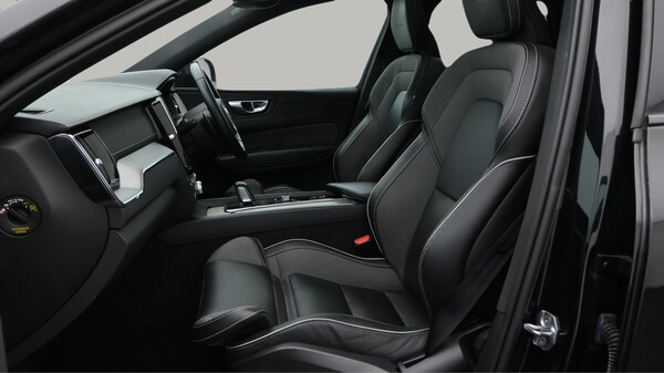 Used Volvo XC60 2020 for sale - 76238750: Photo 15