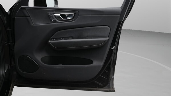 Used Volvo XC60 2020 for sale - 76238750: Photo 16