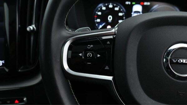 Used Volvo XC60 2020 for sale - 76238750: Photo 26