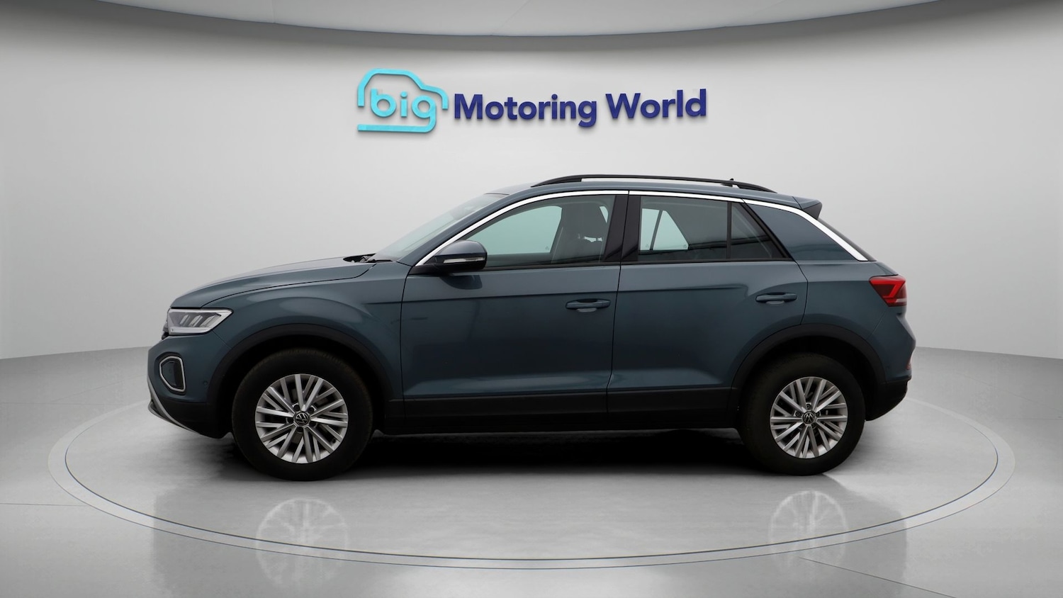 Used Volkswagen T-Roc 2022 for sale - 77950759: Photo 4