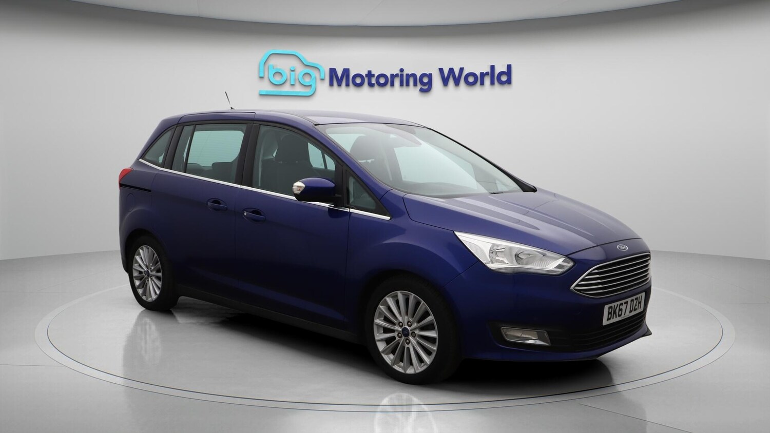 Used Ford Grand C-Max 2017 for sale - 76432407: Photo 2