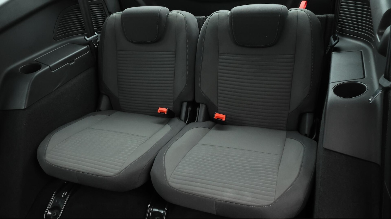 Used Ford Grand C-Max 2017 for sale - 76432407: Photo 21