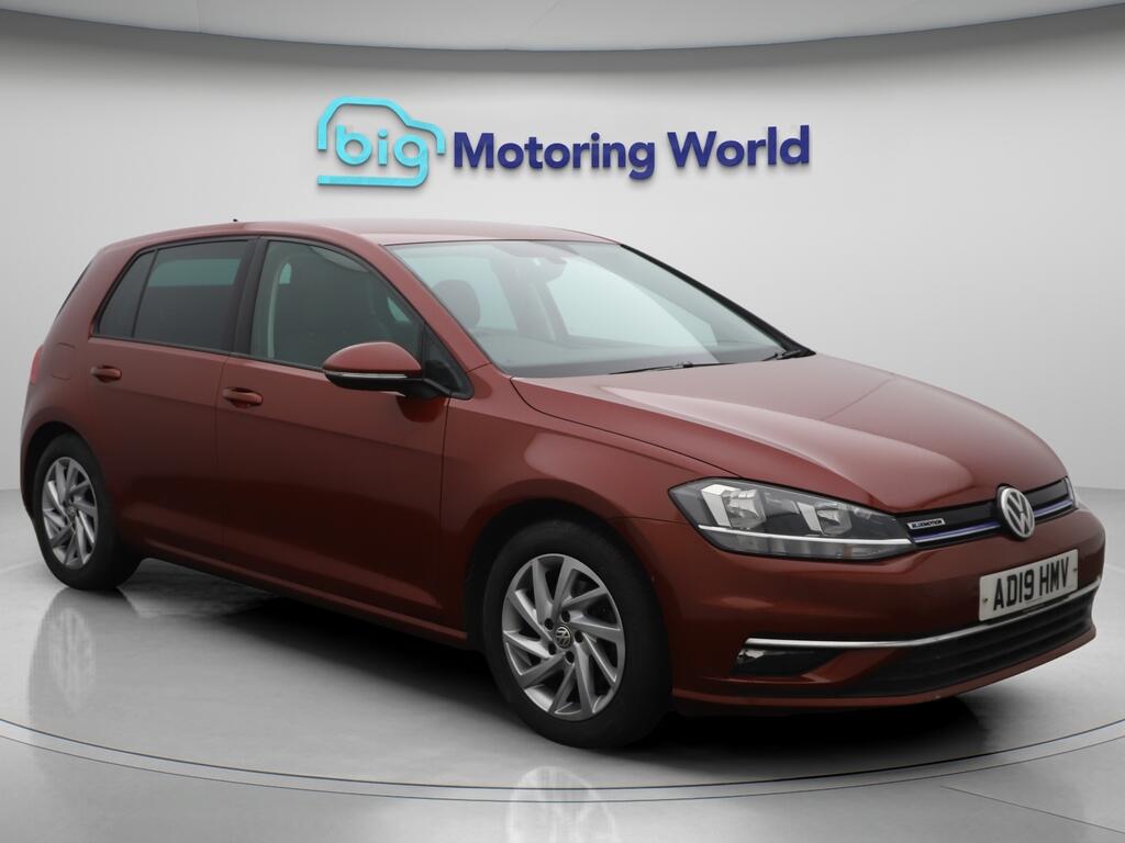 Used Volkswagen Golf 2019 for sale - 76013688: Photo 1