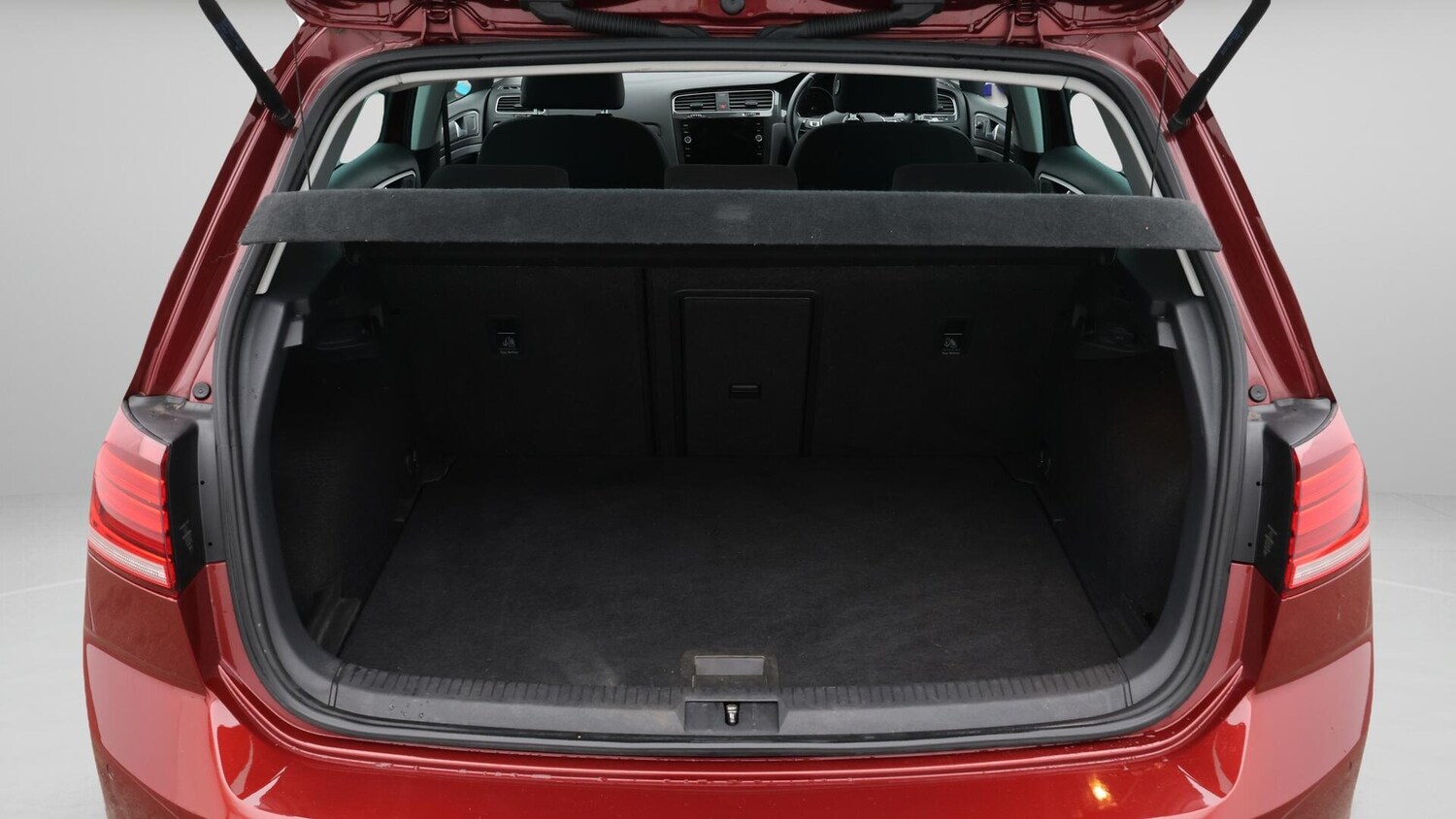 Used Volkswagen Golf 2019 for sale - 76013688: Photo 18