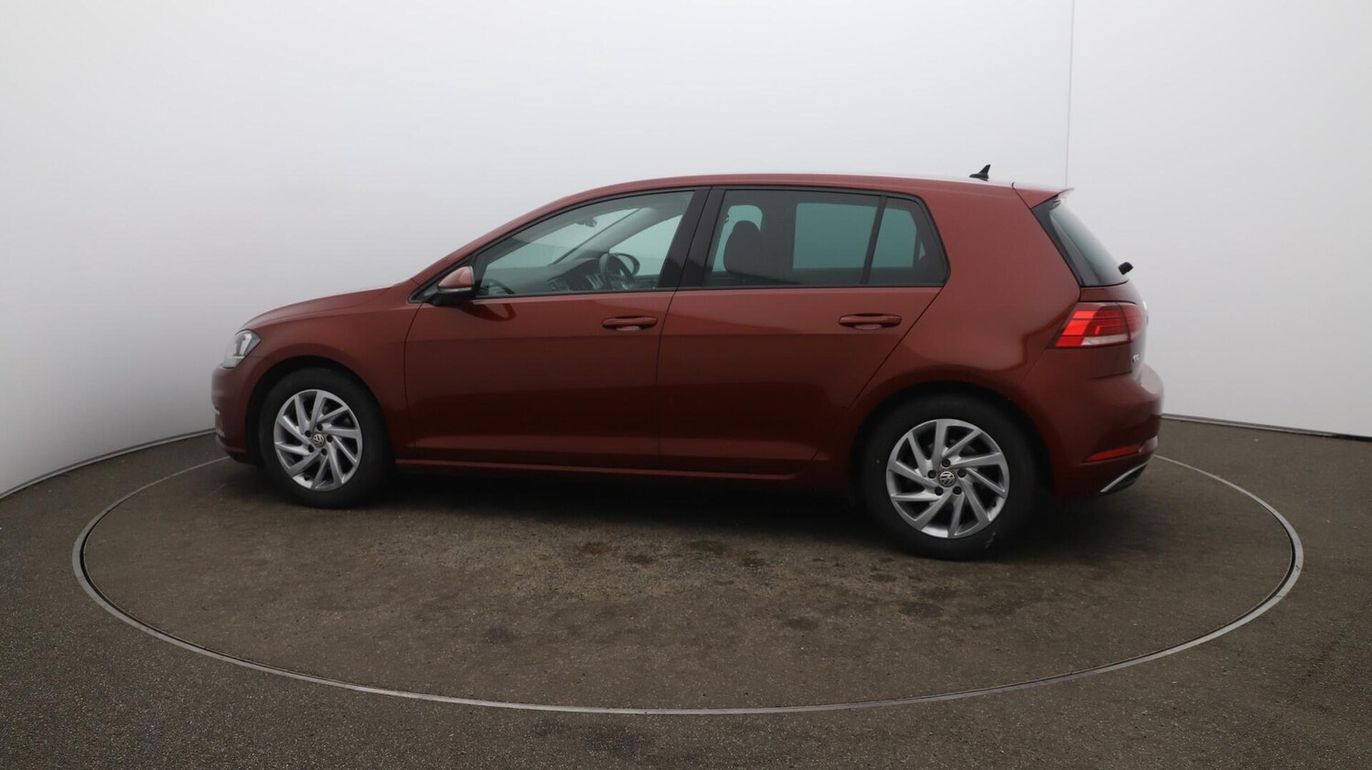 Used Volkswagen Golf 2019 for sale - 76013688: Photo 58