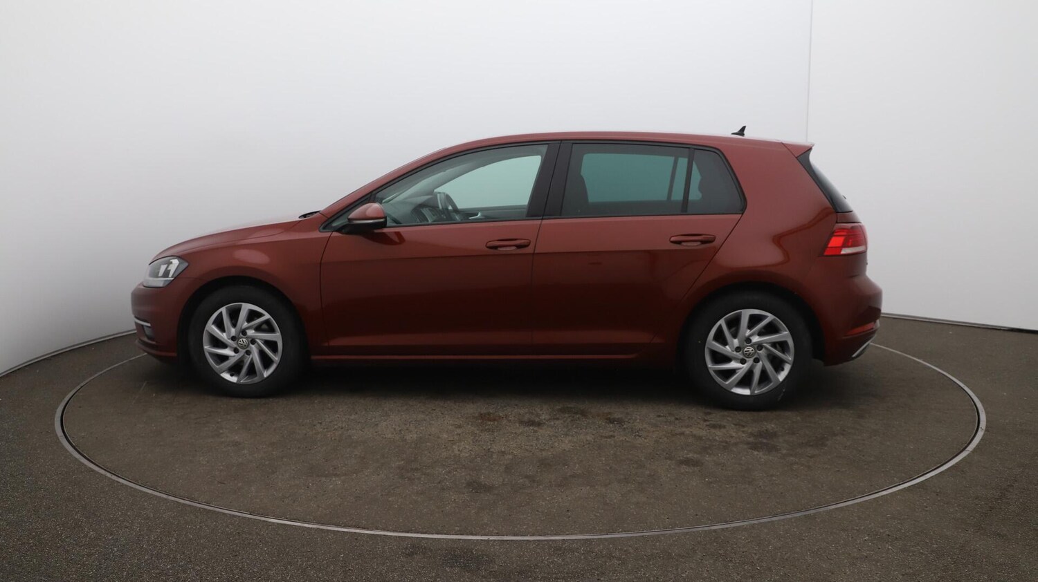 Used Volkswagen Golf 2019 for sale - 76013688: Photo 64