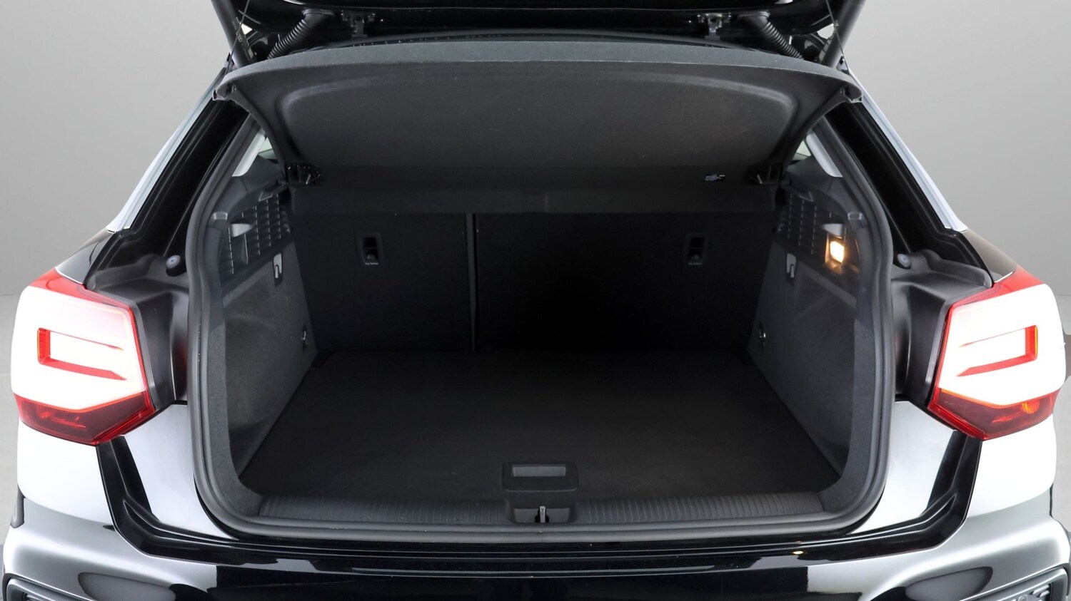 Used Audi Q2 2023 for sale - 77934860: Photo 16