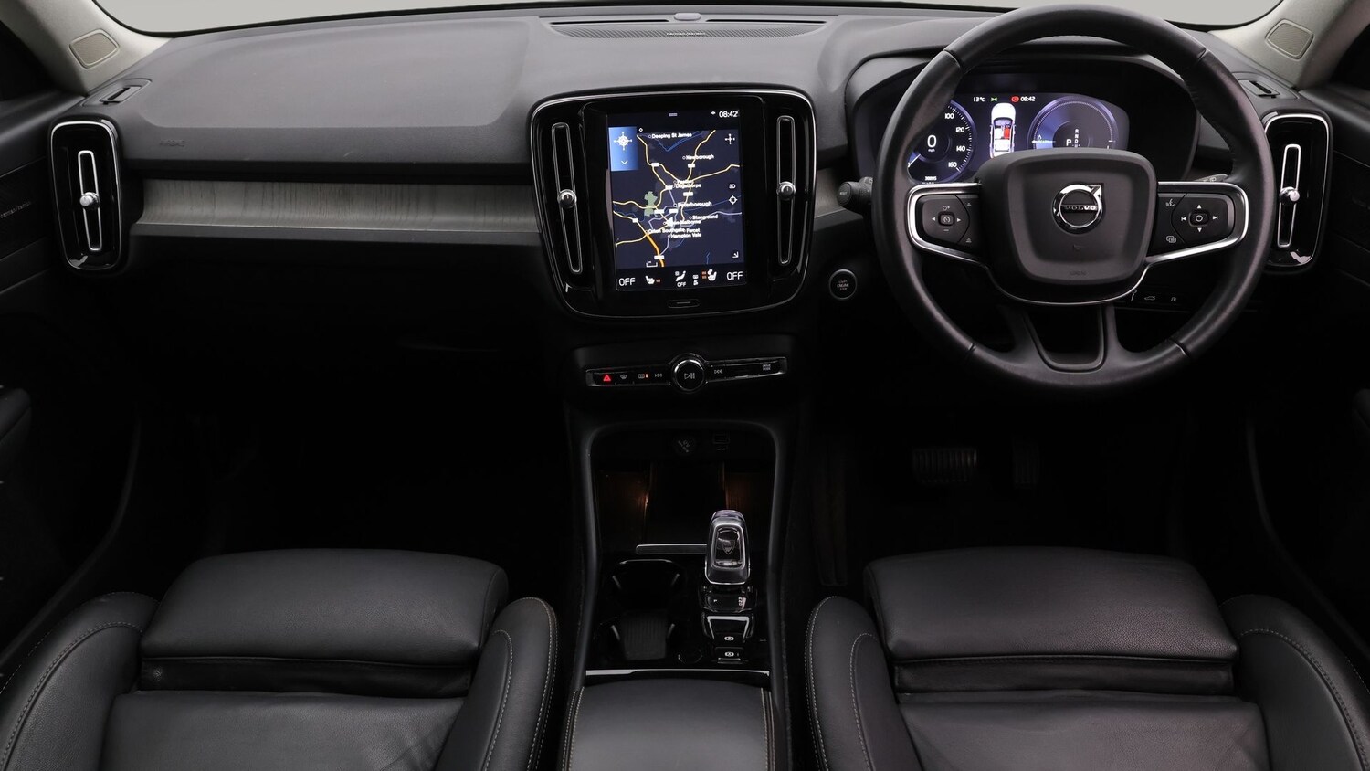 Used Volvo XC40 2021 for sale - 77873401: Photo 13