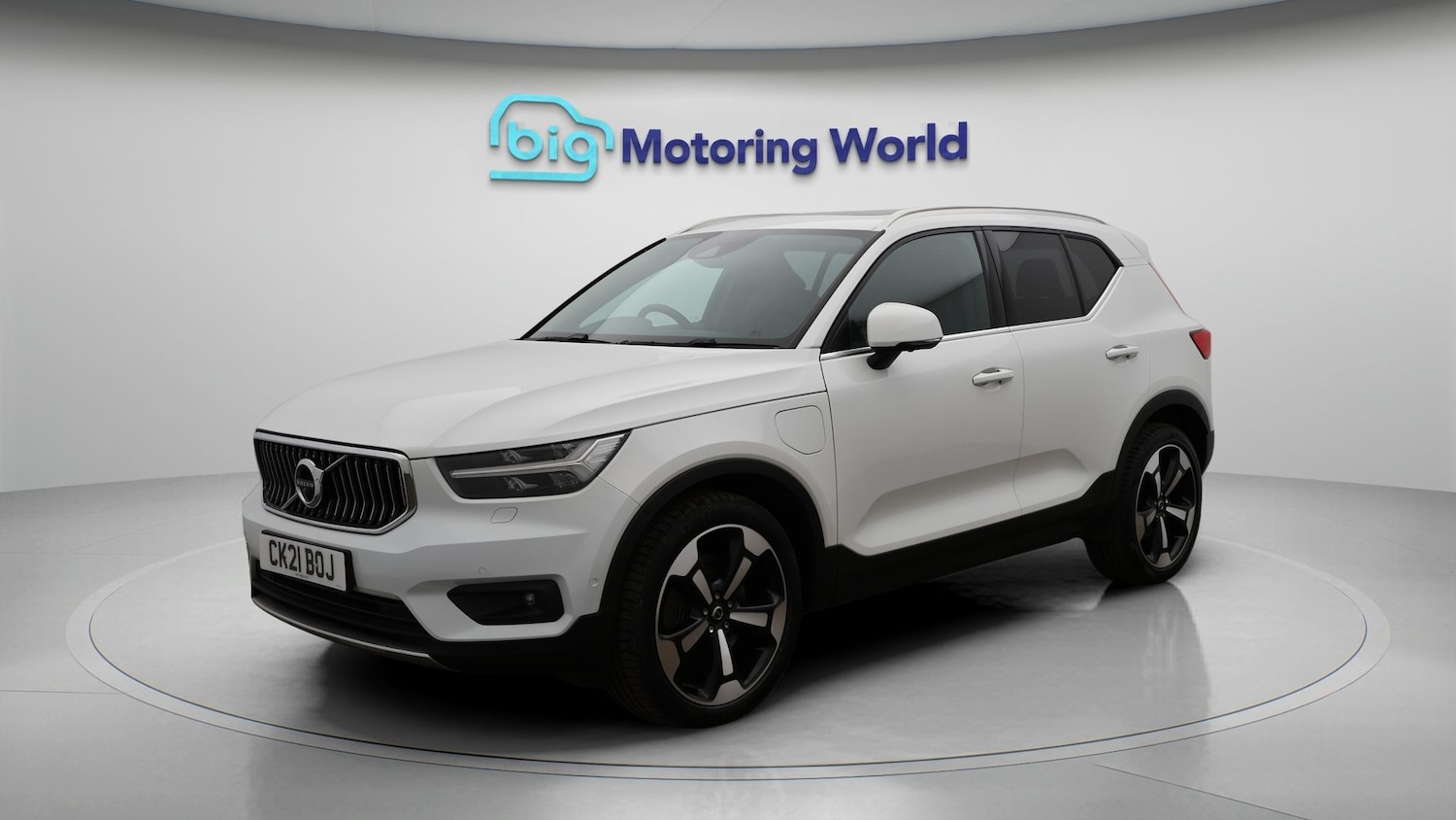 Used Volvo XC40 2021 for sale - 77873401: Photo 3