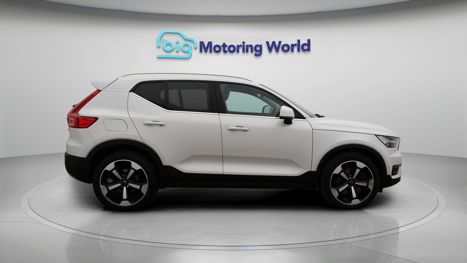 Used Volvo XC40 2021 for sale - 77873401: Photo 8