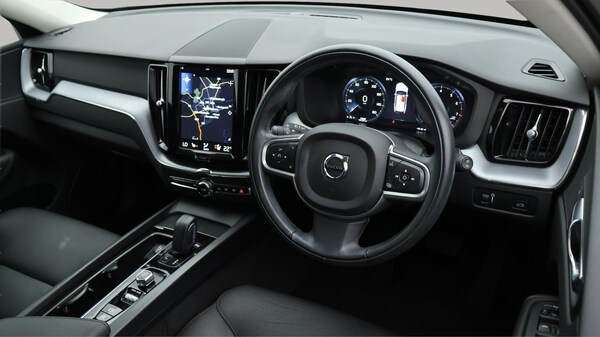 Used Volvo XC60 2021 for sale - 76282955: Photo 10