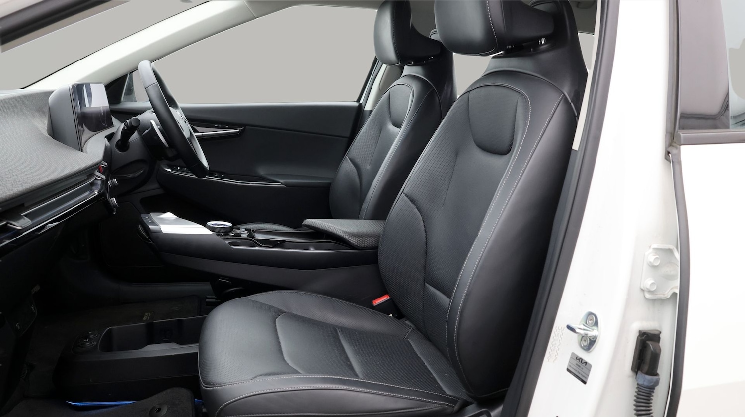 Used Kia EV6 2022 for sale - 77749627: Photo 14