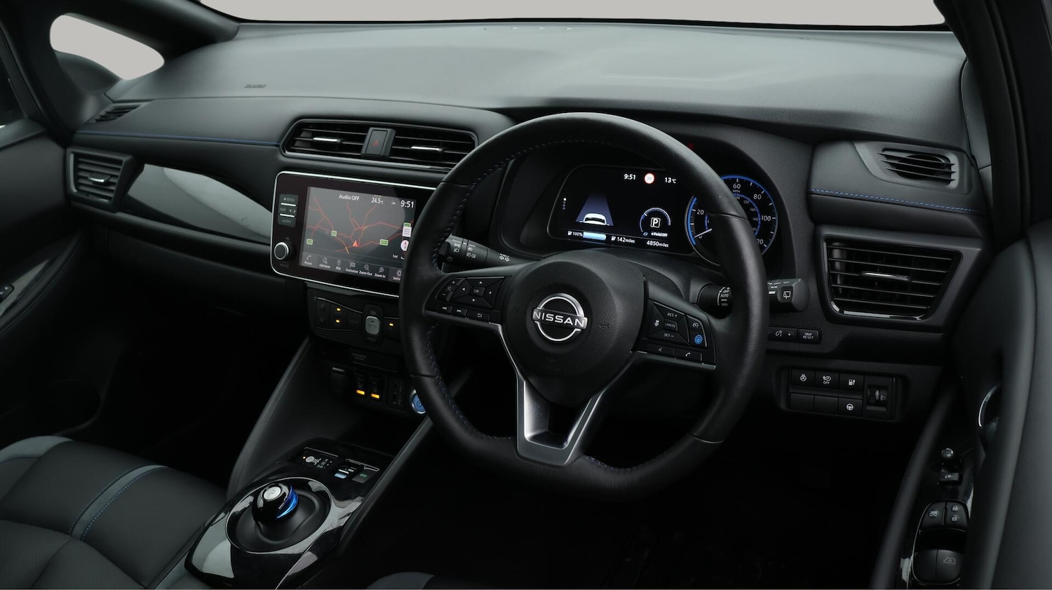 Used Nissan Leaf 2023 for sale - 76538300: Photo 10