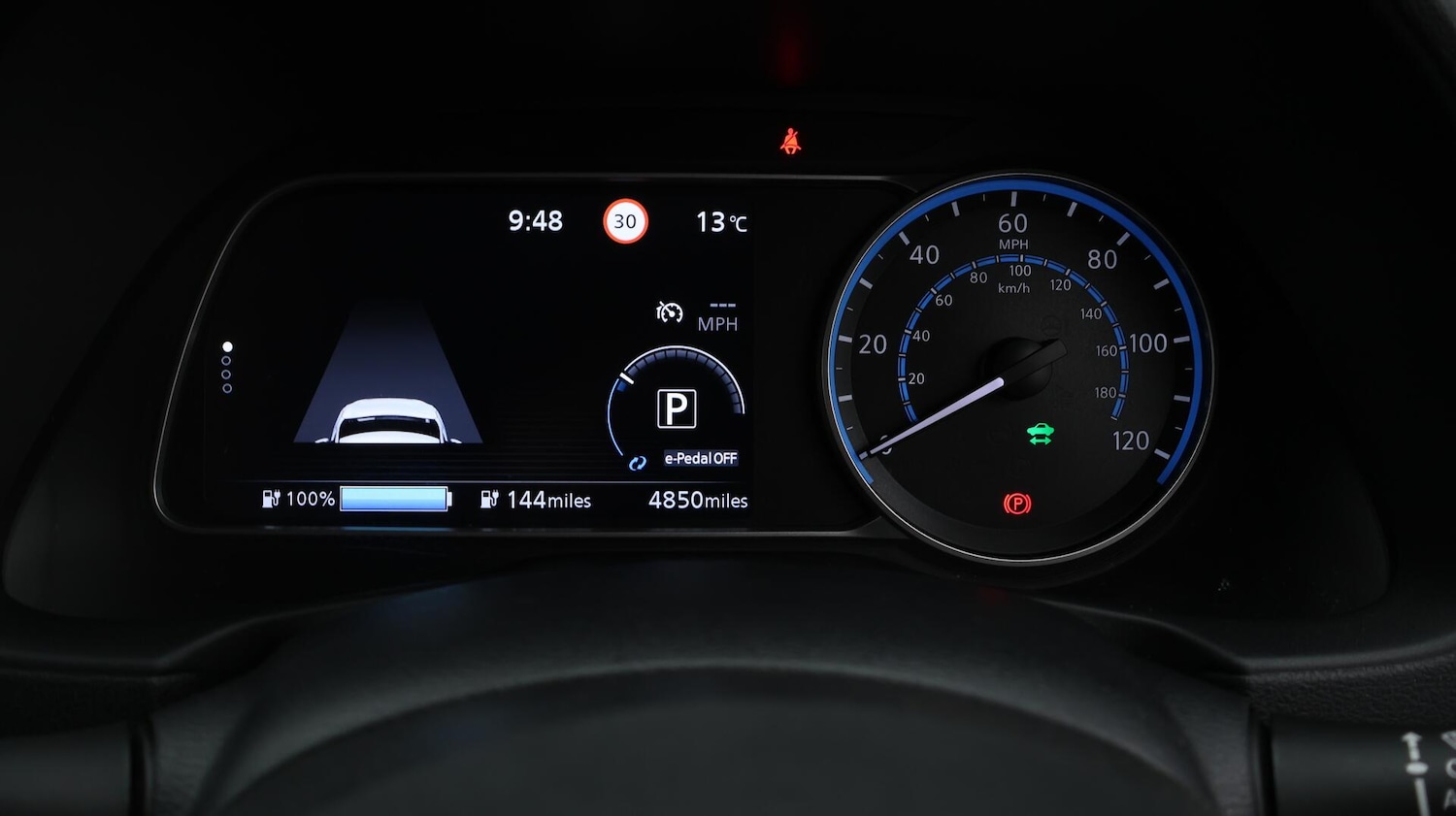 Used Nissan Leaf 2023 for sale - 76538300: Photo 11