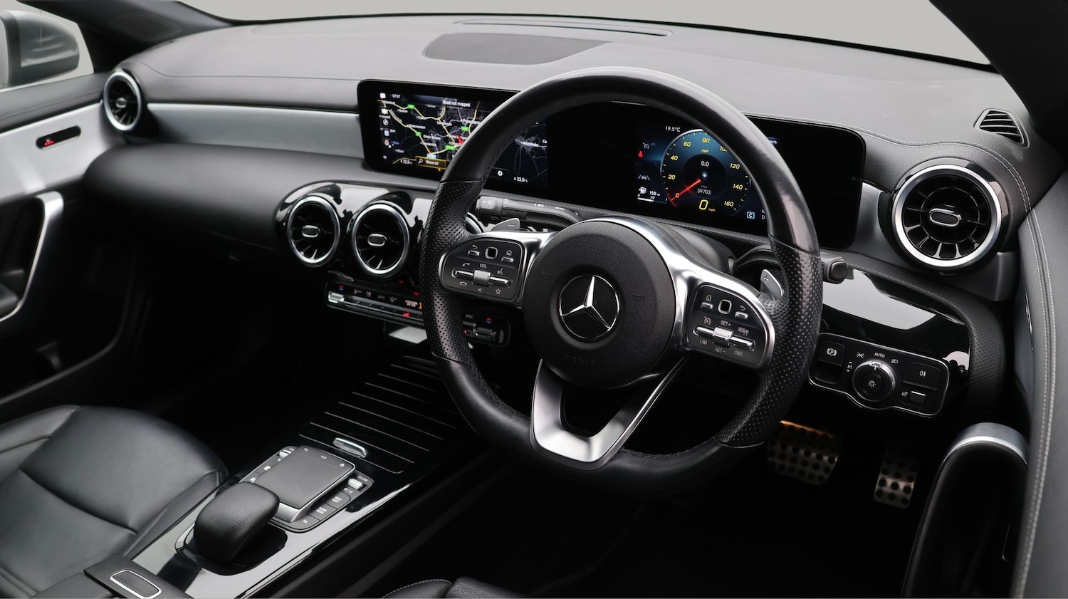 Used Mercedes-Benz CLA 2022 for sale - 77618659: Photo 9