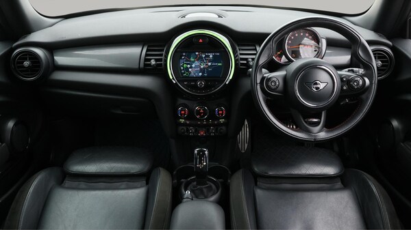 Used MINI Hatch 2019 for sale - 75318730: Photo 14