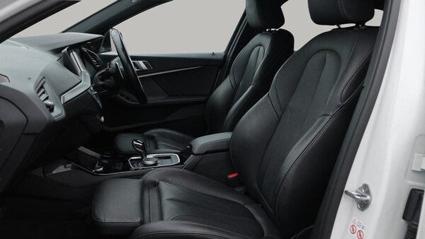 Used BMW 1 Series 2022 for sale - 76282601: Photo 15