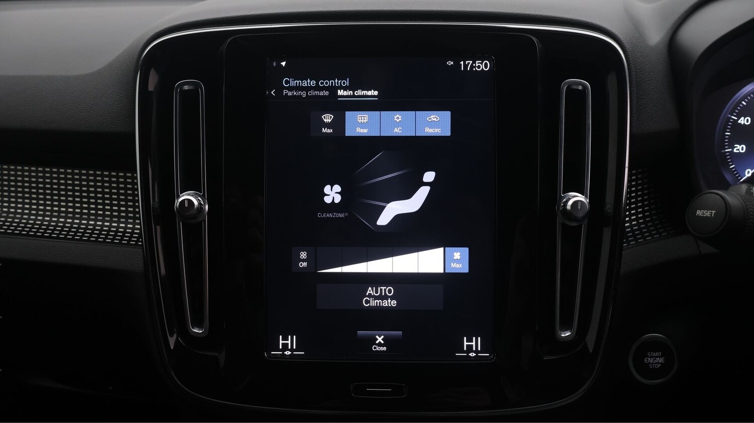 Used Volvo XC40 2020 for sale - 78210952: Photo 12